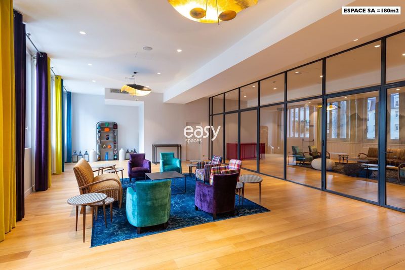 unique and atypical photography shooting space located in Paris, FRANCE